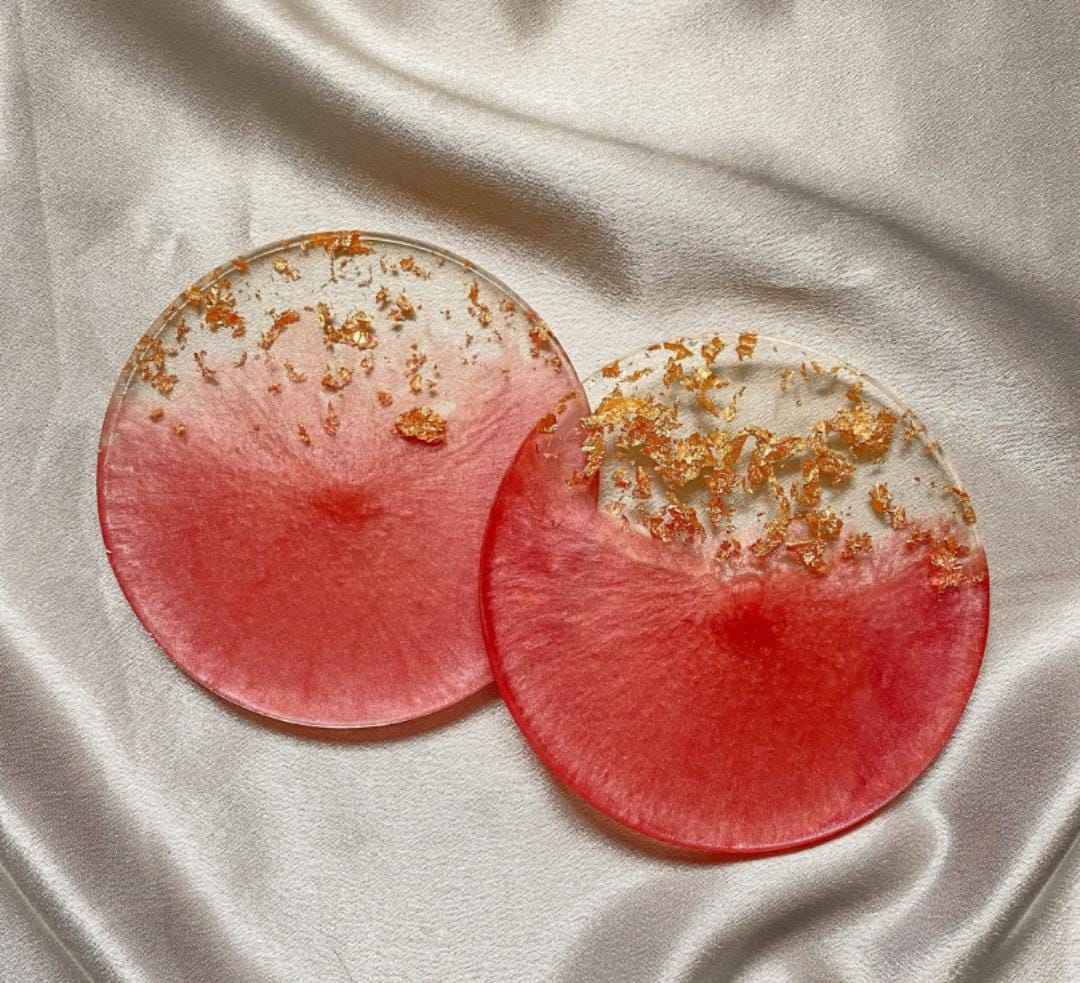 Red BLACK WHITE GREEN