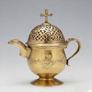 Glory Light Encensoir suspendu en laiton Brûleur d'encens d'église vintage pour une ambiance cérémonielle et spirituelle - Product Image 1