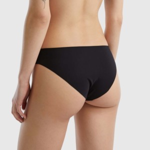 ซื้อชุดชั้นในชายแบบไร้ตะเข็บพิมพ์โลโก้ตามสั่ง ระบายอากาศได้ดี ทรงเอวสูง รุ่น OEM 2026 - Product Image 2