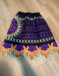 Meilleure jupe courte trapèze à broderie florale pour femmes Nouveau mini streetwear plissé à la mode avec taille élastique - Product Image 2