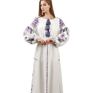 Robe longue ukrainienne haute couture à manches longues, brodée, blanche, mi-longue, vente en gros - Product Image 1
