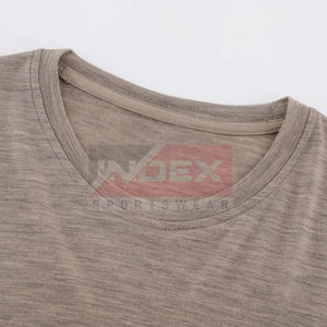 Camisetas de hombre en blanco con impresión personalizada, camisetas deportivas de poliéster 100%, camisetas de diseño para gimnasio, ropa de secado rápido, camisetas lisas para hombre - Product Image 5