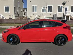 FORD FOCUS RS ÉDITION LIMITÉE 2018 D'OCCASION (LHD/RHD) - Product Image 3