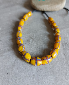 Cuentas cruzadas francesas venecianas antiguas, cuentas comerciales de vidrio amarillo veneciano de 8mm, cuentas sueltas de joyería de cristal de Murano - Product Image 4