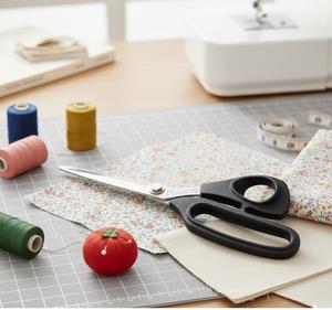 Meilleures ciseaux de couture en acier inoxydable avec bord dentelé pour la broderie et la coupe - Product Image 3