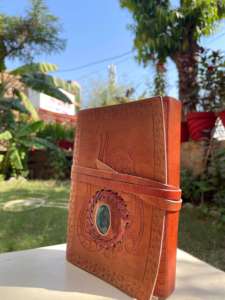 Diario de Cuero Hecho a Mano con Tallado de Dragón y Piedra Preciosa Natural, Cuaderno de Viaje Artesanal Recargable Vintage - Product Image 3
