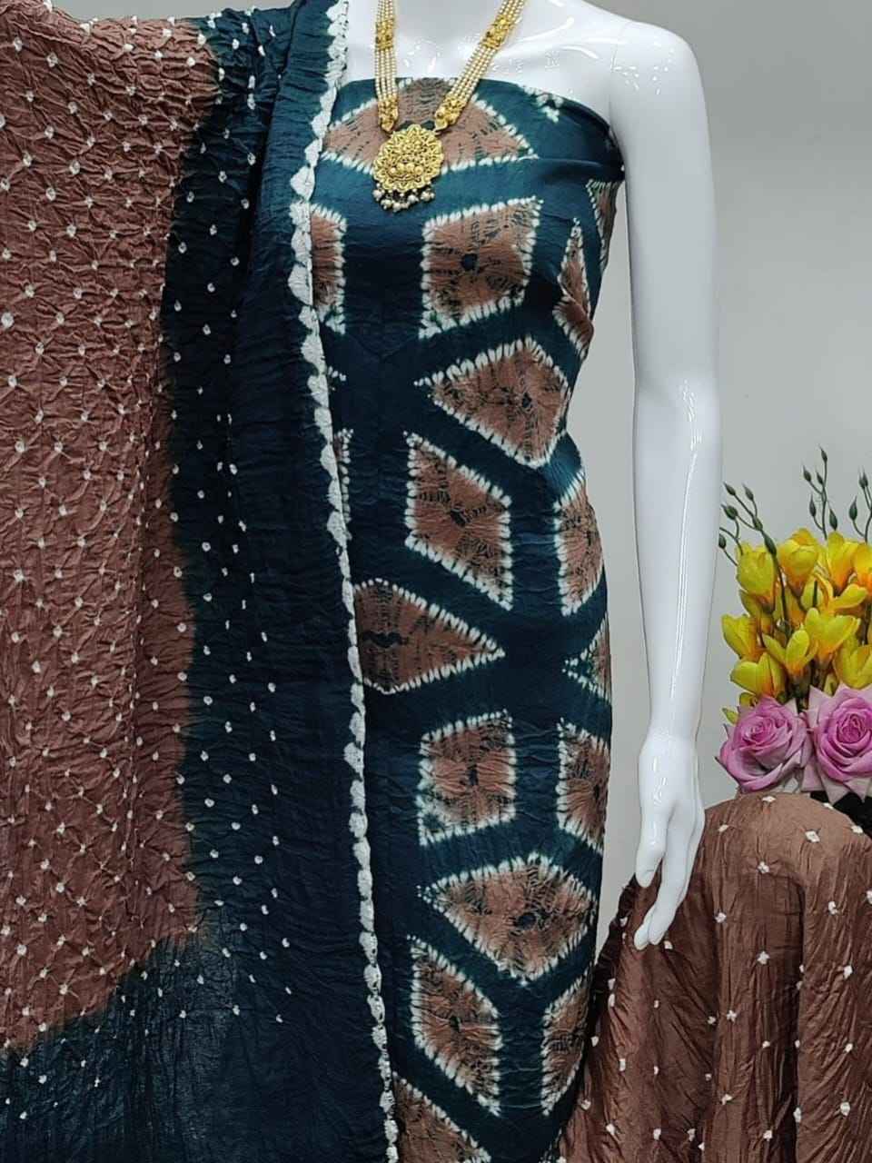 สีน้ำตาล