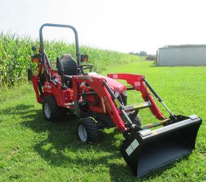 รถแทรกเตอร์ล้อยาง Massey Ferguson 1GC.25 ปี 2018 กำลัง 25 แรงม้า ขับเคลื่อน 4 ล้อ สำหรับเครื่องยนต์และเกียร์ |   ขนาดกะทัดรัด ทรงพลัง และพร้อมส่งออก - Product Image 4