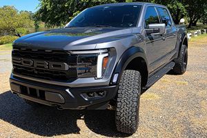 Voiture d'occasion fiable 2025 Fo-rd F-150 Raptor 450 ch V6 biturbo - Product Image 4