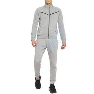 Vente directe d'usine Costume de jogging de style printemps pour hommes Vêtements de mode respirants en matériau durable Survêtements de couleur unie - Product Image 1