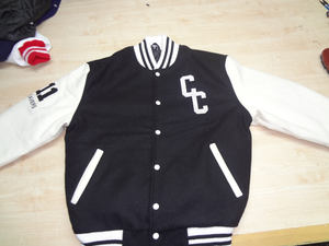 Wholesale Custom High Quality Winter Varsity Jacket <b>Men</b> with Leather Arms Plus Size Puffer Lettermen Leather Varsity Jacket - Product Image 5