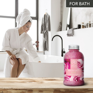 Aromatika Sal Marina Natural de Rosa para Baño 600g con Aceite y Extracto de Rosa de Damasco Rejuvenecedor - Product Image 3