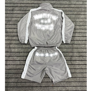 Vente en gros de survêtements en polyester ensemble chemise et short en nylon jogging costume en nylon avec strass réfléchissant personnalisé pour hommes - Product Image 6