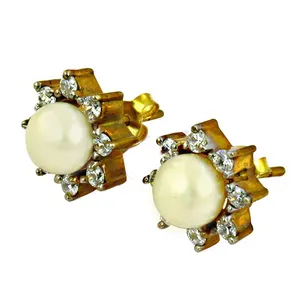 Boucles d'oreilles clous élégantes en plaqué or vintage avec perles et diamants pour femmes, forme géométrique en cœur, bijoux en or rose, mariage, fiançailles - Product Image 2
