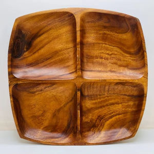 Plato de madera hecho a mano, plato de madera natural duradero, perfecto para servir comidas, aperitivos o agregar encanto rústico a su Mesa - Product Image 1