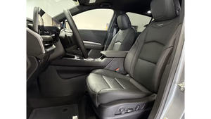 Usado LHD/RHD Certificado Seminuevo Coche Usado Cadillac XT4 Premium Luxury FWD 2025 - Product Image 4