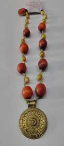 Élégance perlée vibrante faite sur commande pour élever n'importe quel collier perlé de regard. Idéal pour les occasions spéciales et les cadeaux - Product Image 5