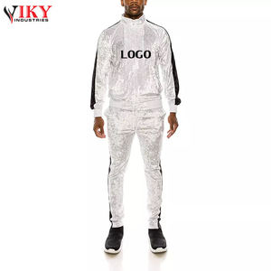 Vêtements de sport pour hommes, survêtement en velours de qualité supérieure avec différents styles uniques pour hommes de VIKY INDUSTRIES - Product Image 3