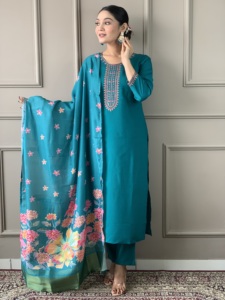 Export High Quality Viscose Chanderi <b>Fabric</b> Kurti Pant With Satin <b>Fabric</b> Dupatta For Embroidery Work Export For Graduation - Product Image 3