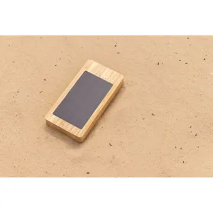Batterie solaire écologique 10 000 mAh en bambou pour la promotion - Product Image 2