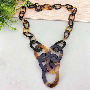 Collar de resina de moda moderna a la venta Collar único hecho a mano y hecho a mano para niñas Ágata hecha - Product Image 2