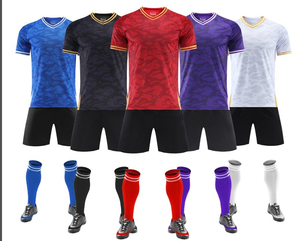 Vêtements d'entraînement de football Vêtements de football de qualité supérieure Uniforme de football durable pour vêtements de sport de club - Product Image 1