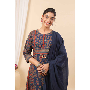 Ensemble Kurta, pantalon et dupatta imprimés Kilf Aafreen Midnight Indigo - Product Image 1