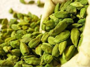 Cardamomo verde puro de alta calidad 100% especias de hierbas secas crudas de una sola pieza al por mayor agricultura Neo especias 6-8mm estante de 12 meses - Product Image 2