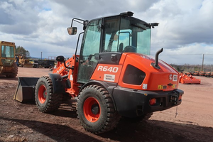 Tracteur à roues R640 d'occasion 2024 avec moteur et boîte de vitesses 80 CV à vendre - Product Image 3