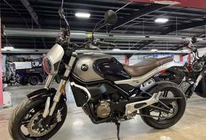 มอเตอร์ครุยเซอร์มอเตอร์ไซด์ SRV 550 2025การขับขี่ที่ดีที่สุดล่าสุด - Product Image 5