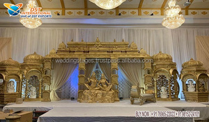 Decoración de Escenario para Ceremonia de Boda Tradicional del Sur de la India, Espectacular Escenario de Boda con Temática Dorada, Florida - Product Image 4