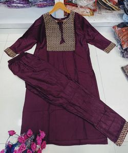 Vêtements islamiques pour femmes musulmanes pakistanaises mode cousue boutique de vêtements de pelouse trois pièces pour l'Aïd mariage fête - Product Image 4
