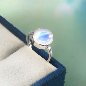 Round Cut Rainbow Moonstone 925 Sterling Silver <b>Adjustable</b> <b>Ring</b> - Product Image 2