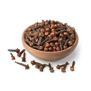 Épice de clou de girofle entier de haute qualité et cueillie à la main pour des plats savoureux au Vietnam - Product Image 6