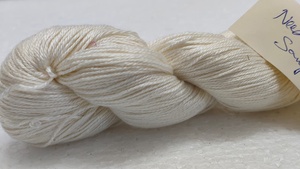Pelotes de fil de coton biologique peigné de qualité supérieure pour le tricot, le tissage, le crochet, la broderie, les travaux textiles, matière première durable - Product Image 2