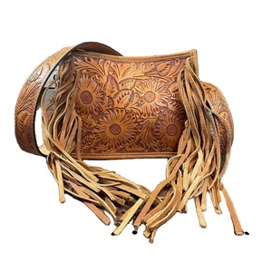 Sac bandoulière bohème en cuir de vachette tressé à la main motif tournesol avec long pompon, fait sur mesure – Meilleure vente - Product Image 1