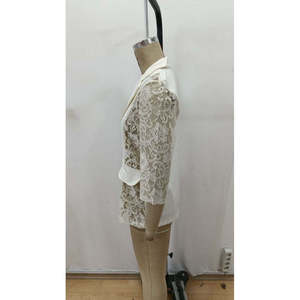 Veste en satin à manches longues pour femme, avec poignets Truvakar, boutonnée sur le devant, avec poches et dentelle, 33142 - Blanc - Product Image 5