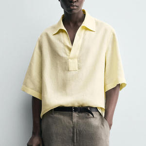 เสื้อโปโลเนื้อผ้าพรีเมี่ยมมีสไตล์นุ่มสบายและทนทานเหมาะสำหรับใส่ในชีวิตประจำวันแบบสบายๆหรือในที่ทำงานแบบมืออาชีพ - Product Image 1