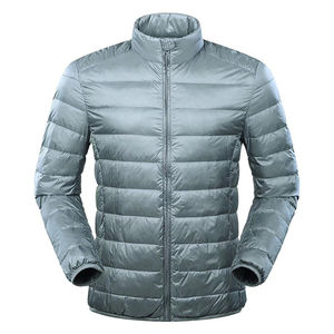 Chaqueta acolchada cálida para hombre, ropa de abrigo elegante para invierno, diseño ligero, perfecta para uso diario informal, actividades al aire libre o viajes - Product Image 1