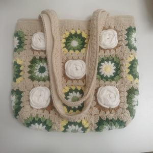 Venta al por mayor de fábrica: Nuevo bolso de hombro 2025 con cremallera, hecho a mano, con patrón de flor de rosa de ganchillo - Product Image 3