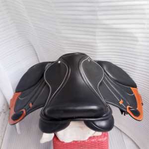 Sillín de cuero inglés de alta calidad al mejor precio, duradero para equitación occidental y de Doma Clásica - Product Image 2