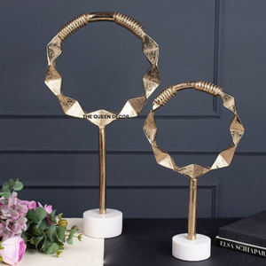 Sculpture en métal de bonne qualité, statue et sculpture pour la décoration de la maison, décorations pour la maison, art décoratif, salon, bureau, chambre à coucher - Product Image 3