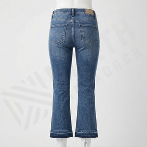 Jeans de Mezclilla de Pierna Recta Estilo Retro de Moda para Mujer, Estilo Casual para Chicas Urbanas con Cintura Inclinada, Botones y Frente Plano - Product Image 2