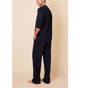 เสื้อยืดผู้ชายแขนยาวผ้าฝ้าย100% คอกลมสีพื้นทรงหลวมสไตล์ลำลองคอกลมทรงหลวมพลัสไซส์ - Product Image 3