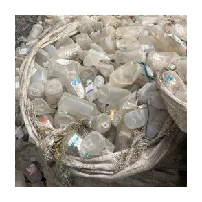 Déchets de bouteilles PET de haute qualité, respectueux de l'environnement, pour applications de moulage, faible teneur en cendres et en humidité, fusion à chaud, origine américaine - Product Image 2