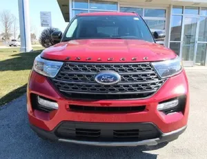 Ford Explorer 2024 en parfait état - Product Image 1