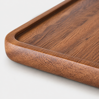 Plato Cuadrado de Madera de Acacia con Borde Elevado y Patas Antideslizantes para Postres, Bocadillos, Sushi y Cena
