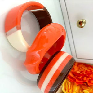 Kaimei 2025 joyería de moda al por mayor pulsera de acrílico redondo mujeres Punk acrílico brazaletes Spike mujeres plata pulseras brazaletes - Product Image 1