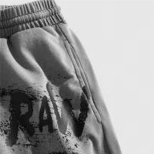 Shorts de jogging pour hommes en tissu Oxford 100% coton, à séchage rapide, avec logo personnalisé imprimé, motif graphique, arc-en-ciel réfléchissant, pour la gym et les sports - Product Image 4