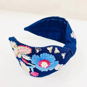 Diadema de cuentas coloridas para mujeres y niñas, accesorios para el cabello hechos a mano, ligeros, cómodos y duraderos, perfectos para el día a día - Product Image 1